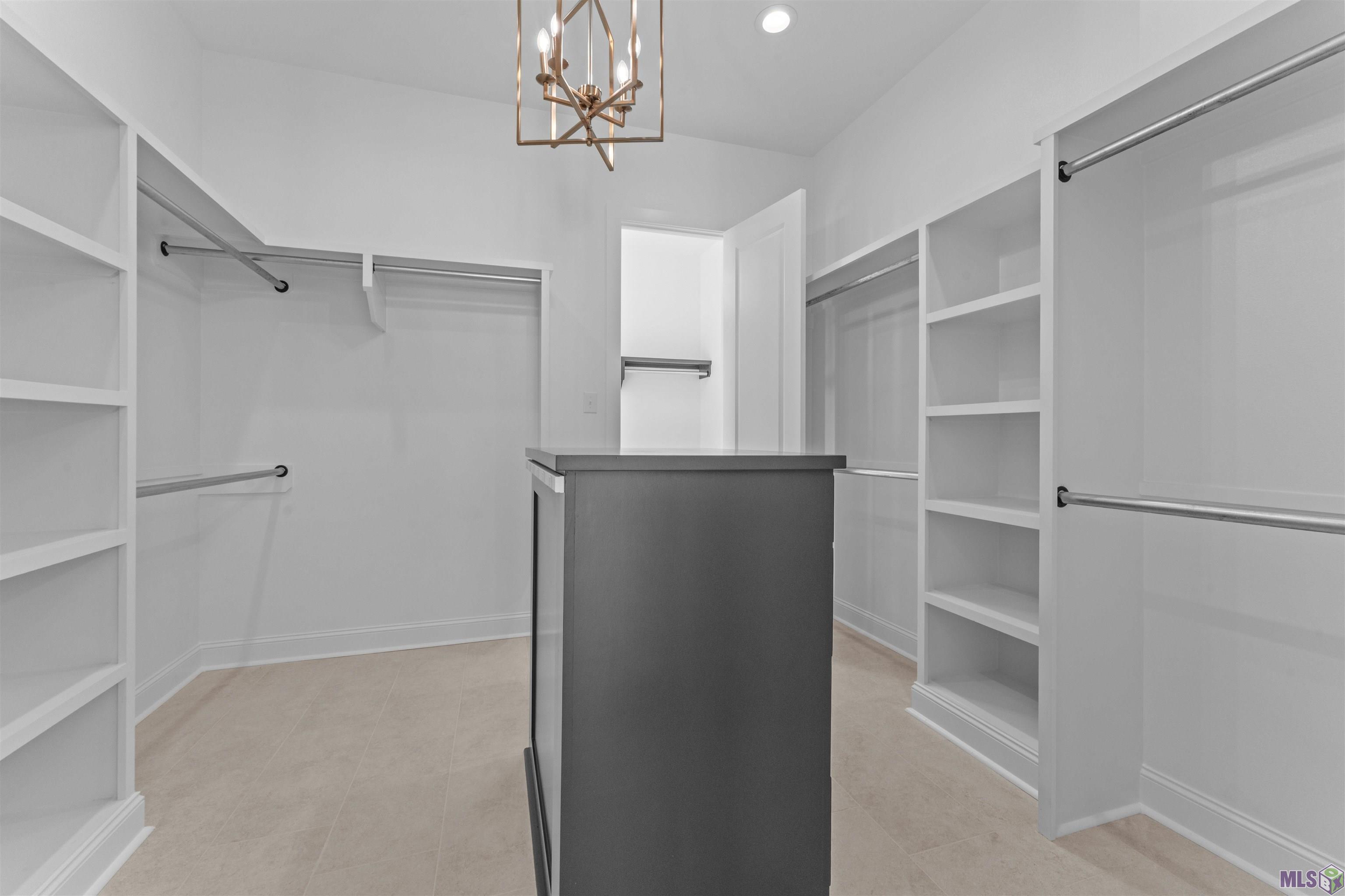 9117 Hillon Hood Road Denham Springs, LA 70726 - Photo 24 of 47 Custom Primary Closet