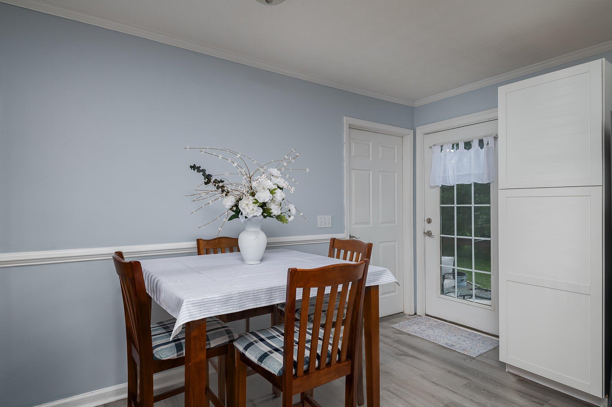 66 Raintree Drive Stanford, KY 40484 - Photo 8 of 26 66_raintree_cir_7_11_24-008.jpg-SMALL