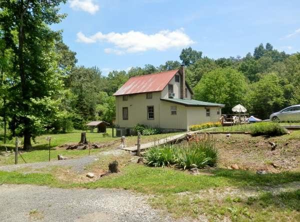 266 Christian Community Road Cookeville, TN 38506 - Photo 1 of 1 P6040104-600