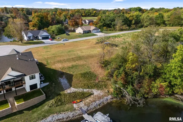 $139,000 | 1800 Karl Lake Court, Sherrard, IL 61281