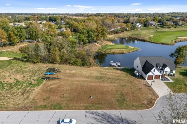 $139,000 | 1800 Karl Lake Court, Sherrard, IL 61281