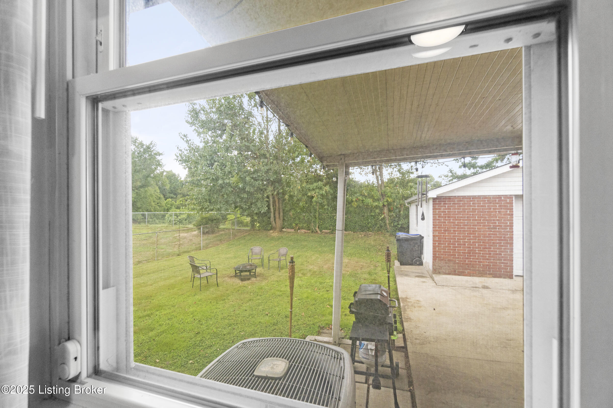 718 Palatka Road Louisville, KY 40214 - Photo 13 of 34 WINDOW VIEW