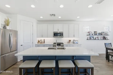 $585,000 | 10941 East Texas Avenue, Mesa, AZ 85212