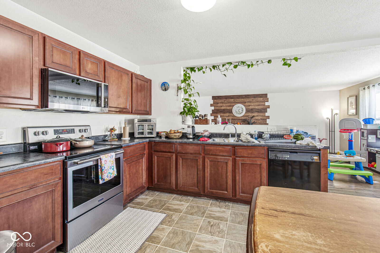 1225 Maple Trace Way Sheridan, IN 46069 - Photo 30 of 41