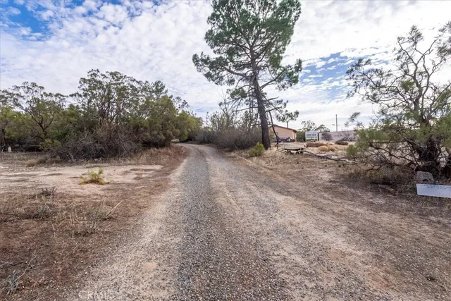 $409,000 | 59481 Burnt Valley Road, Anza, CA 92539