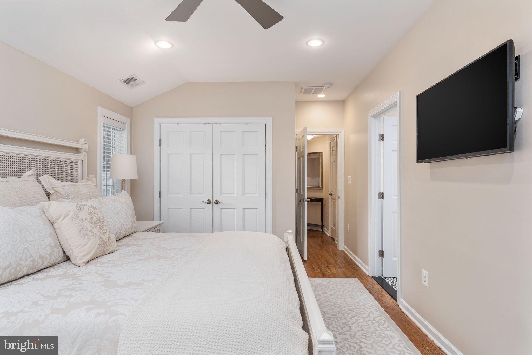 3101 Circle Hill Road Alexandria, VA 22305 - Photo 35 of 64