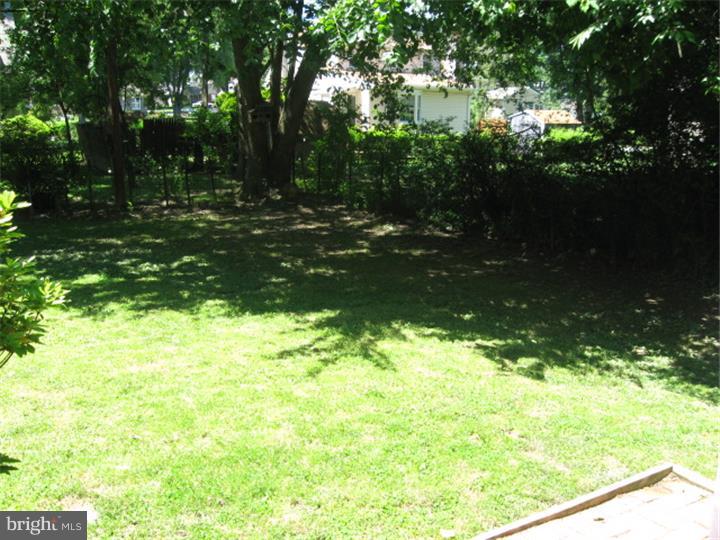 310 Garden Road Springfield, PA 19064 - Photo 21 of 22 Back Yard