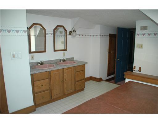 82 Mechanic Falls Road Oxford, ME 04270 - Photo 22 of 25 Bathroom.
