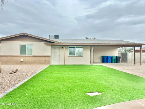 $1,995 | 1549 East Diamond Avenue, Mesa, AZ 85204