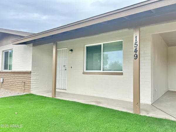 $1,995 | 1549 East Diamond Avenue, Mesa, AZ 85204