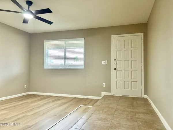 $1,995 | 1549 East Diamond Avenue, Mesa, AZ 85204