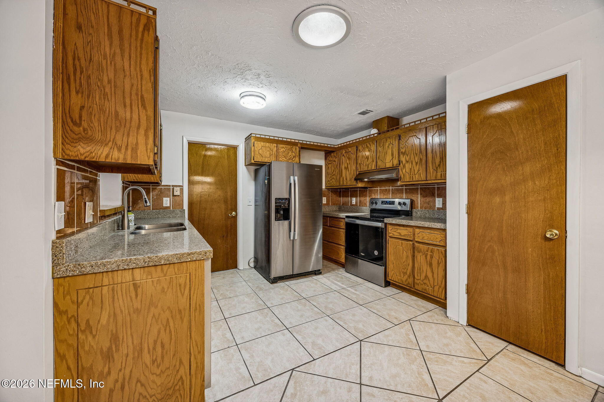 8338 Dobry Court Jacksonville, FL 32221 - Photo 12 of 43 Kitchen