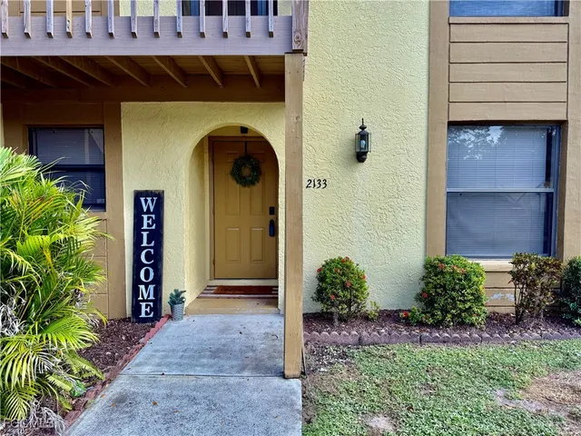 $133,000 | 2133 Golfside Village Drive, Lehigh Acres, FL 33936