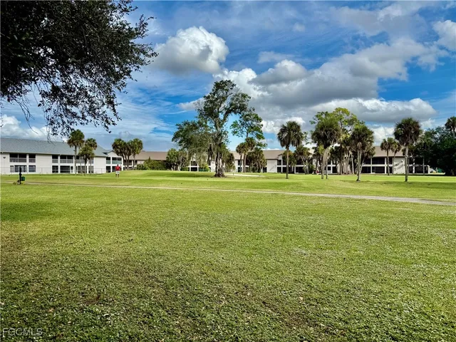$133,000 | 2133 Golfside Village Drive, Lehigh Acres, FL 33936