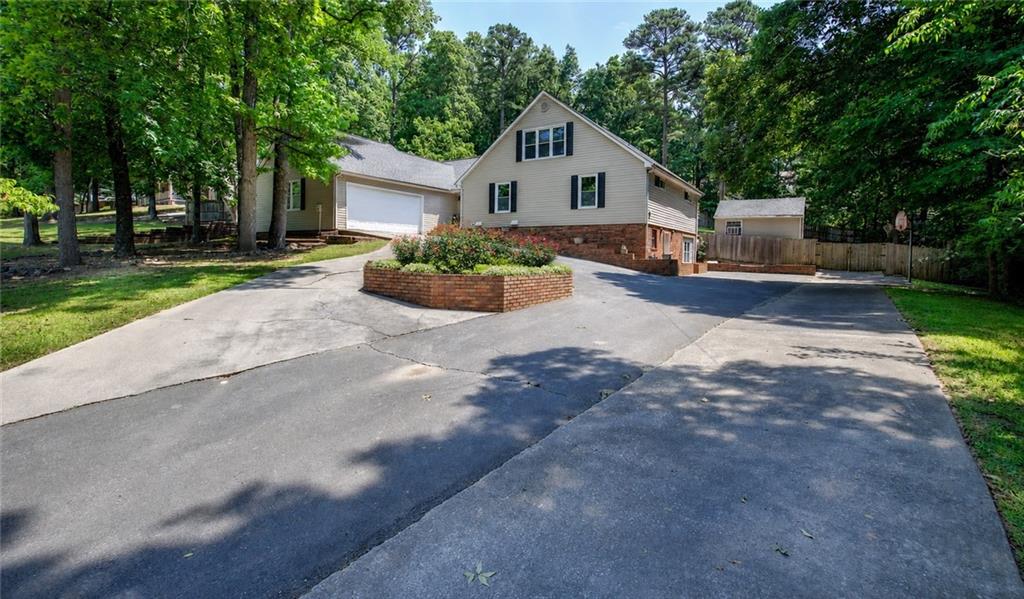 224 Shadowood Drive Southeast Calhoun, GA 30701 - Photo 10 of 69