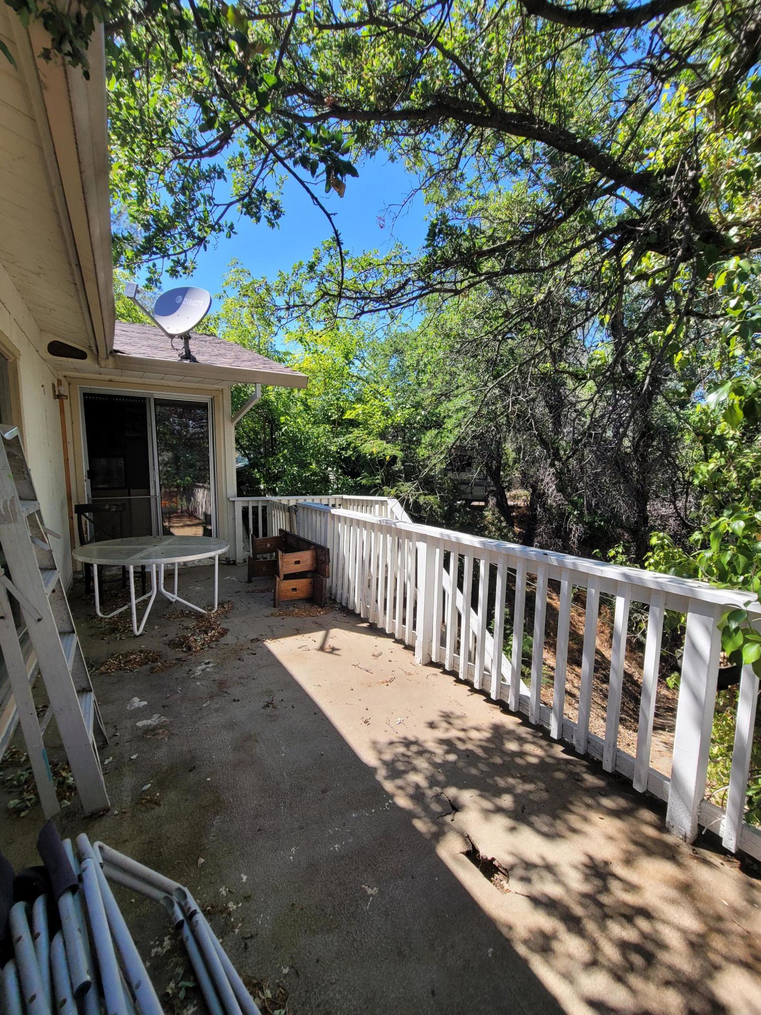 8651 Valley View Road Redding, CA 96001 - Photo 3 of 26 20210616_154035