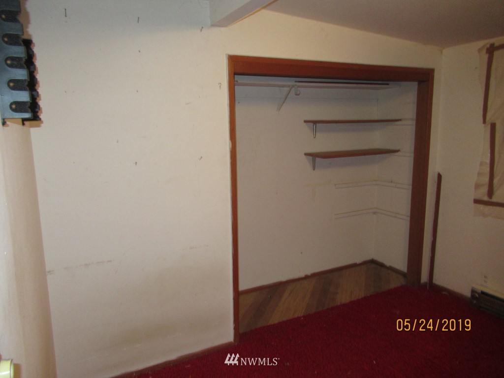 7883 Rainier Road Northeast Moses Lake, WA 98837 - Photo 4 of 8 Gallery Image 4