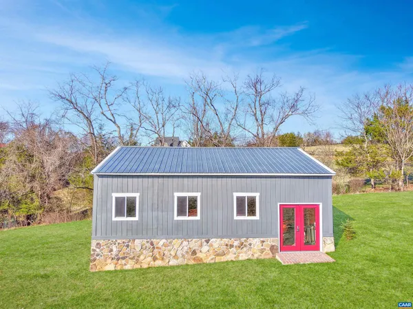 $1,950,000 | 5797 Advance Mills Road, Advance Mills, VA 22968