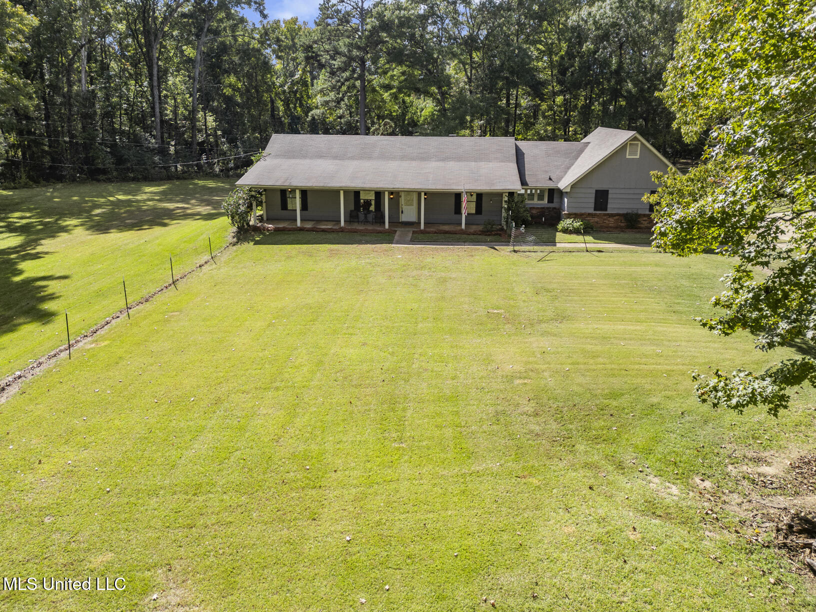18899 Midway Road Terry, MS 39170 - Photo 2 of 38 18899 Midway-3