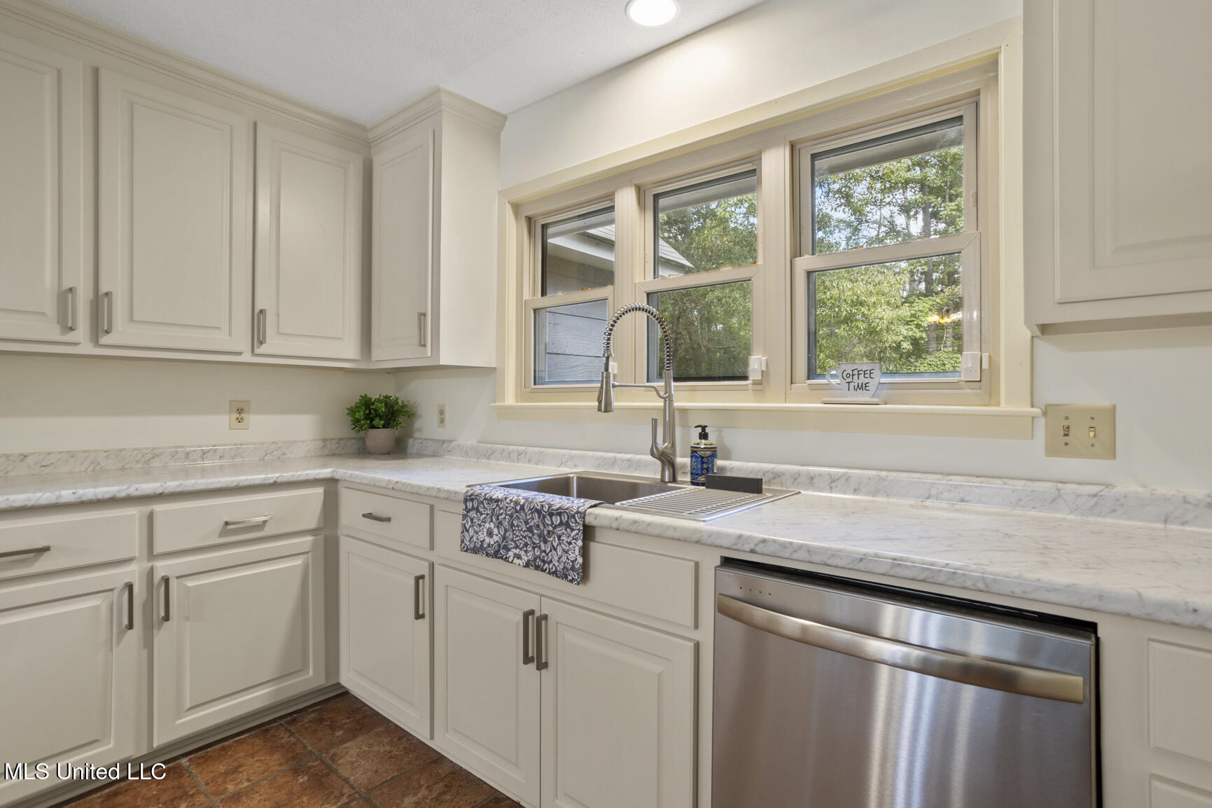 18899 Midway Road Terry, MS 39170 - Photo 21 of 38 18899 Midway Rd-15