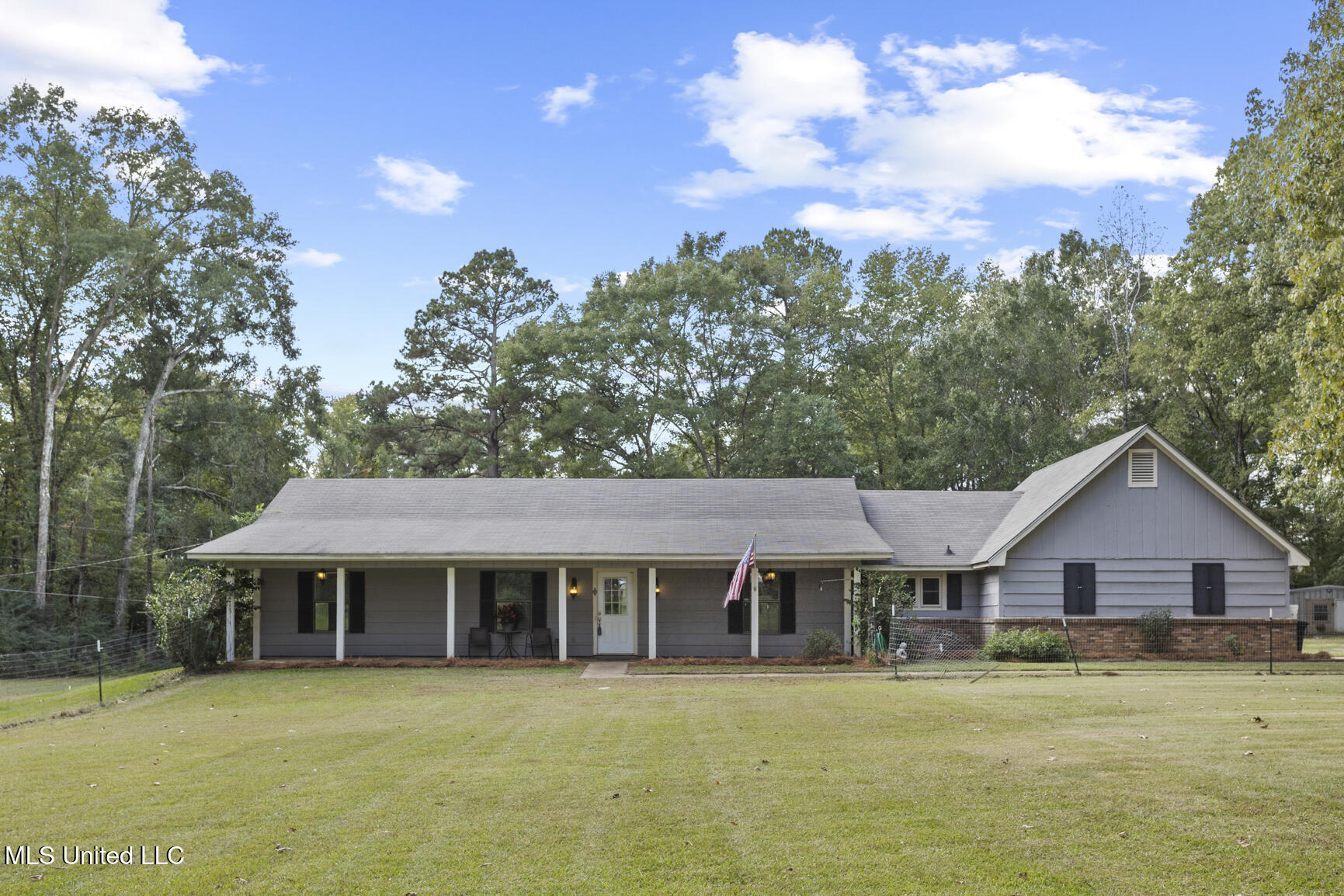 18899 Midway Road Terry, MS 39170 - Photo 4 of 38 18899 Midway Rd-2