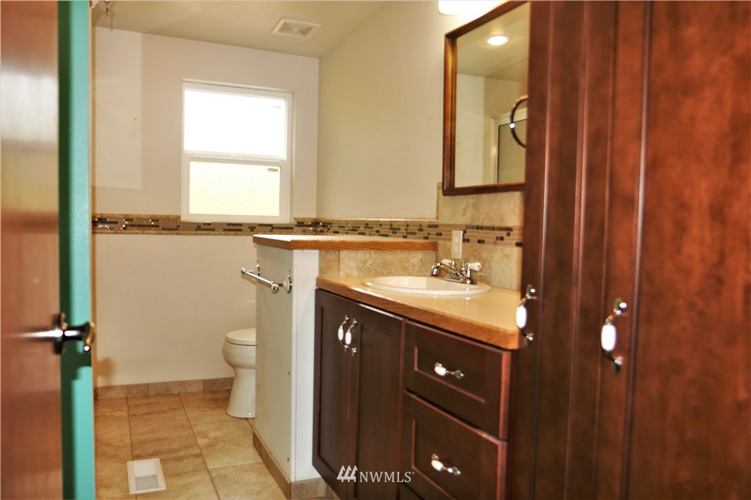 1500 Thomas Road Grapeview, WA 98546 - Photo 22 of 40 Gallery Image 22