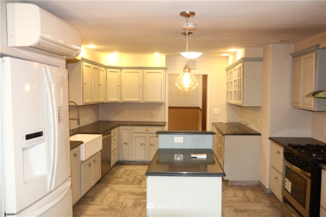 1500 Thomas Road Grapeview, WA 98546 - Photo 10 of 40 Gallery Image 10