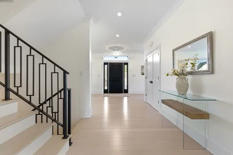 $2,299,000 | 24 Mount Zion Road, Melrose, MA 02176