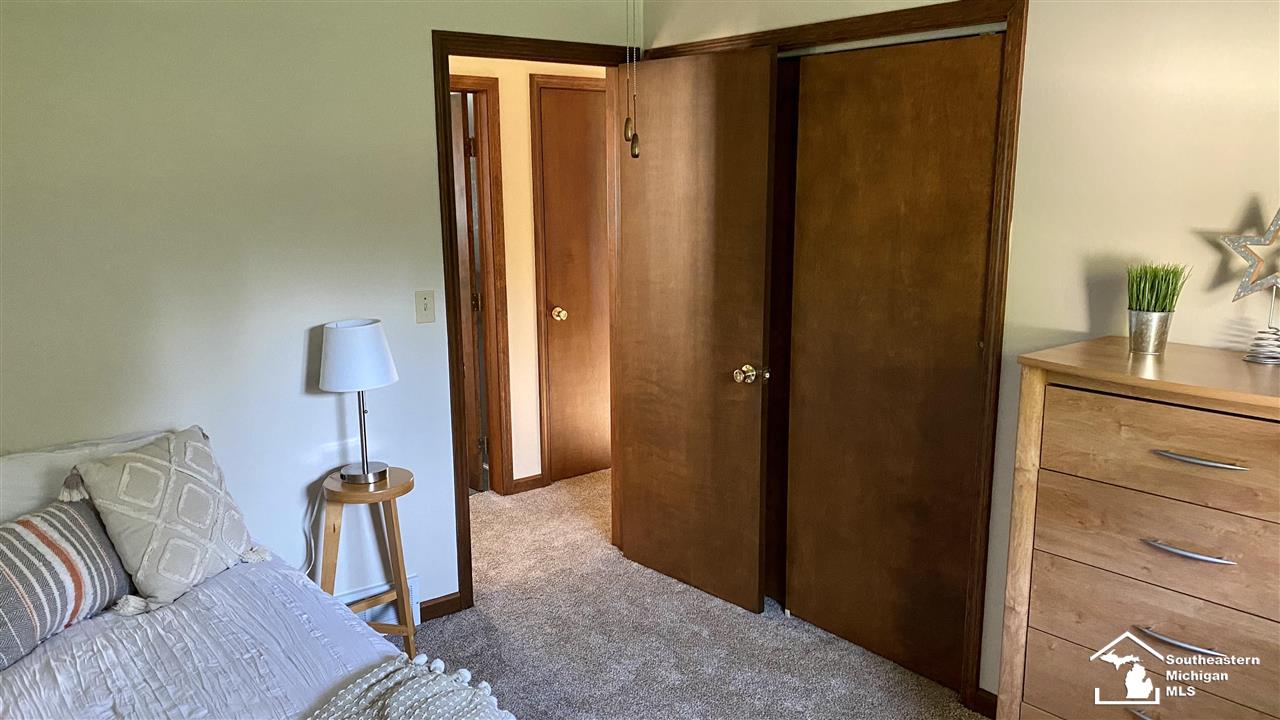 7520 Jackman Road Temperance, MI 48182 - Photo 20 of 37