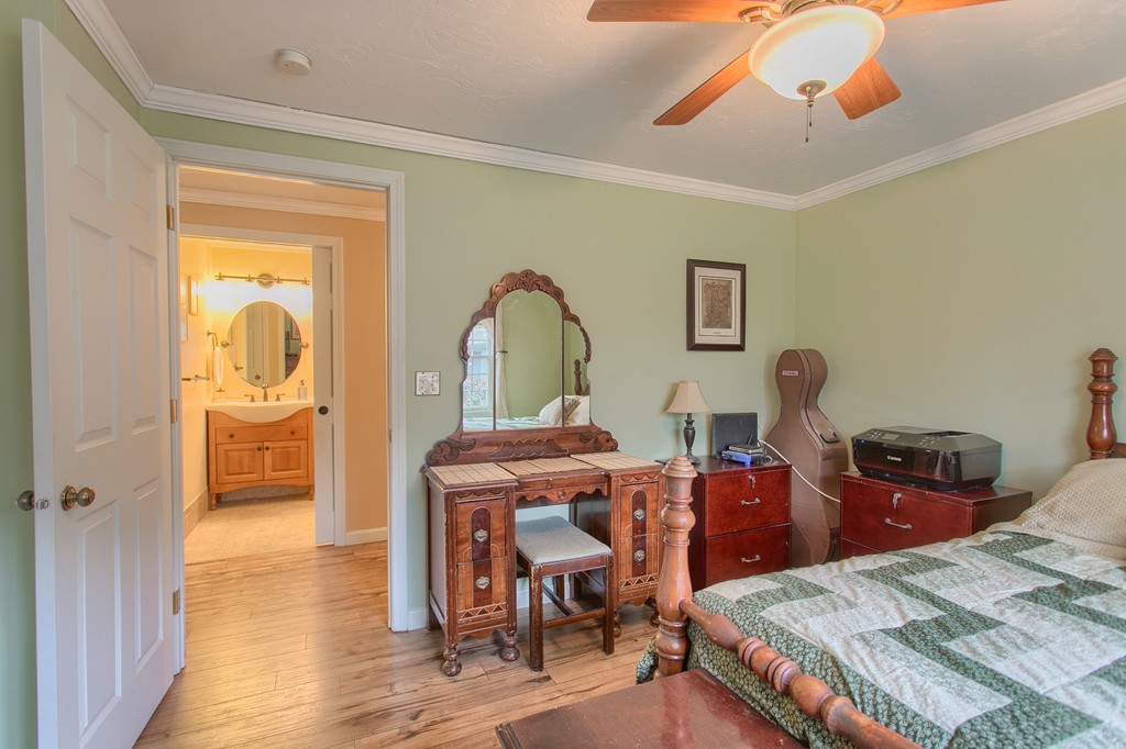 503 Ridgefield Circle, Unit A Clinton, MA 01510 - Photo 18 of 30 Gallery Image 18