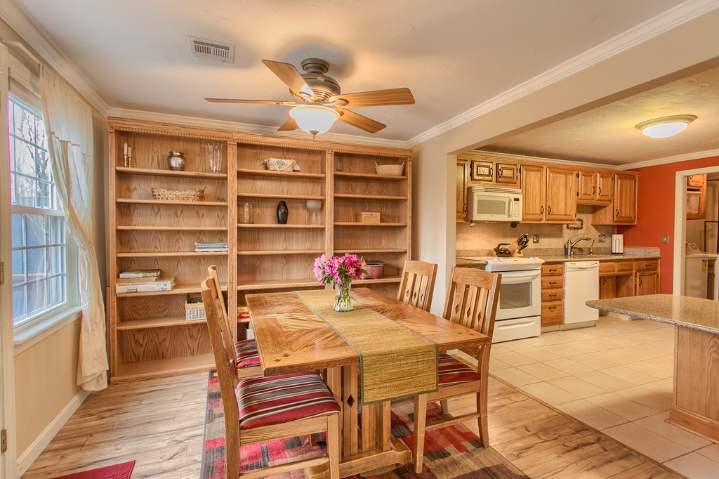 503 Ridgefield Circle, Unit A Clinton, MA 01510 - Photo 6 of 30 Gallery Image 6