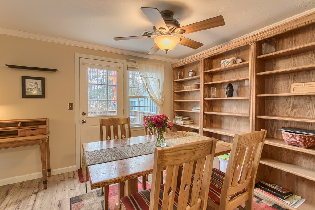 503 Ridgefield Circle, Unit A Clinton, MA 01510 - Photo 8 of 30 Gallery Image 8
