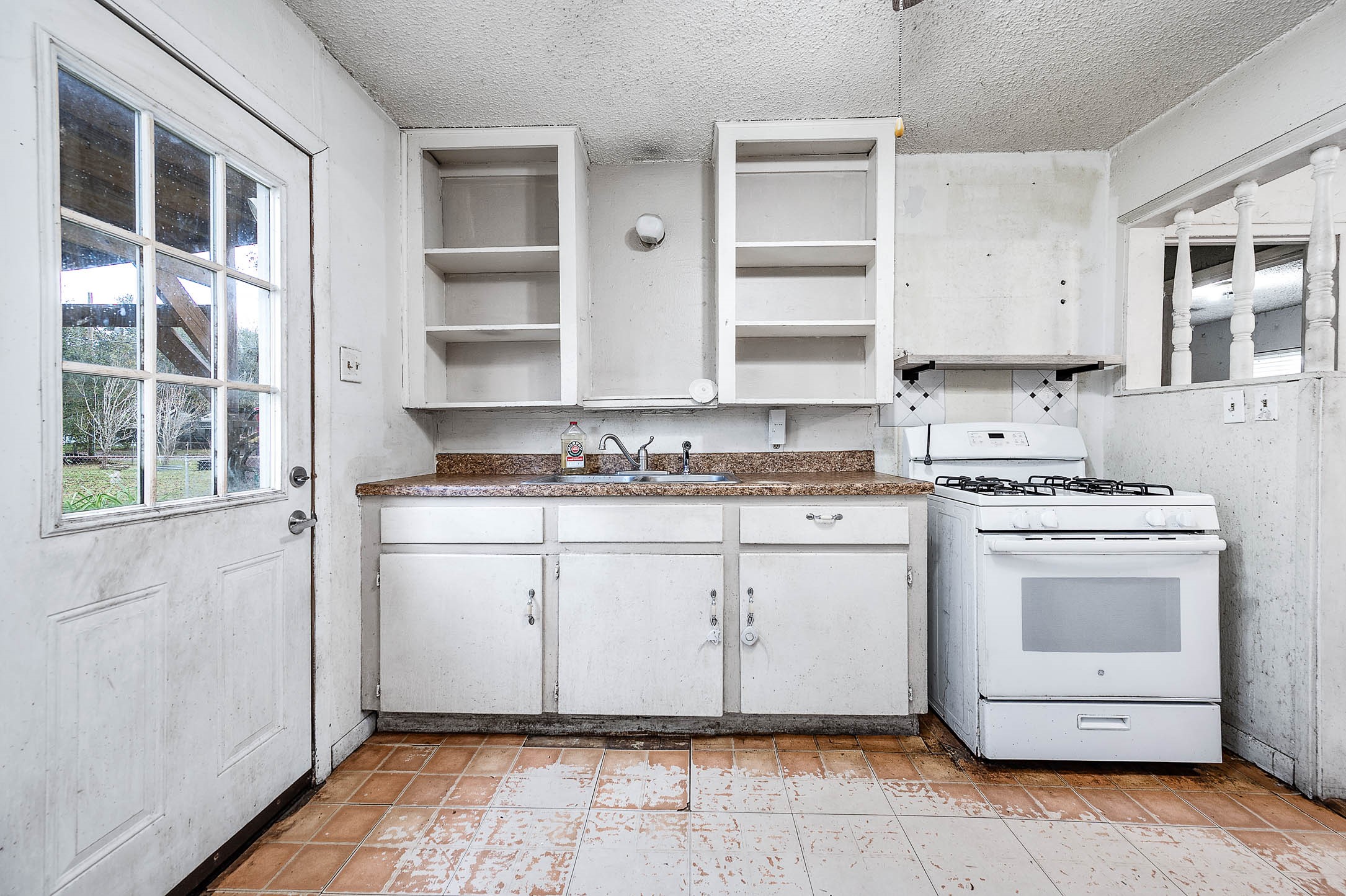 745 Kyle Angleton, TX 77515 - Photo 10 of 22