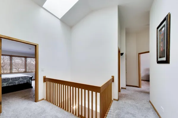$3,450 | 943 West Essex Place, Arlington Heights, IL 60004