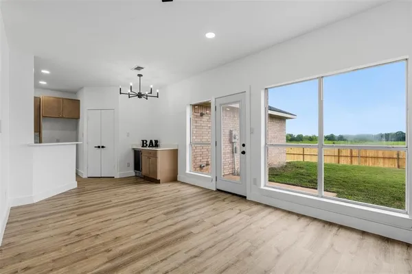 $339,900 | 2712 Pioneer Lane, Lancaster, TX 75146