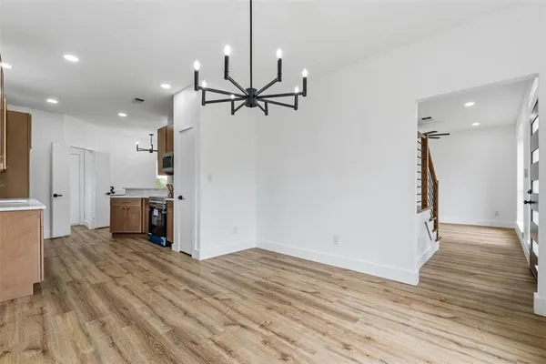 $339,900 | 2712 Pioneer Lane, Lancaster, TX 75146