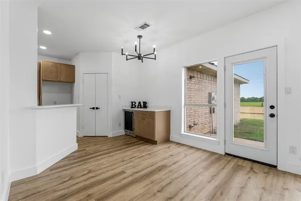 $339,900 | 2712 Pioneer Lane, Lancaster, TX 75146