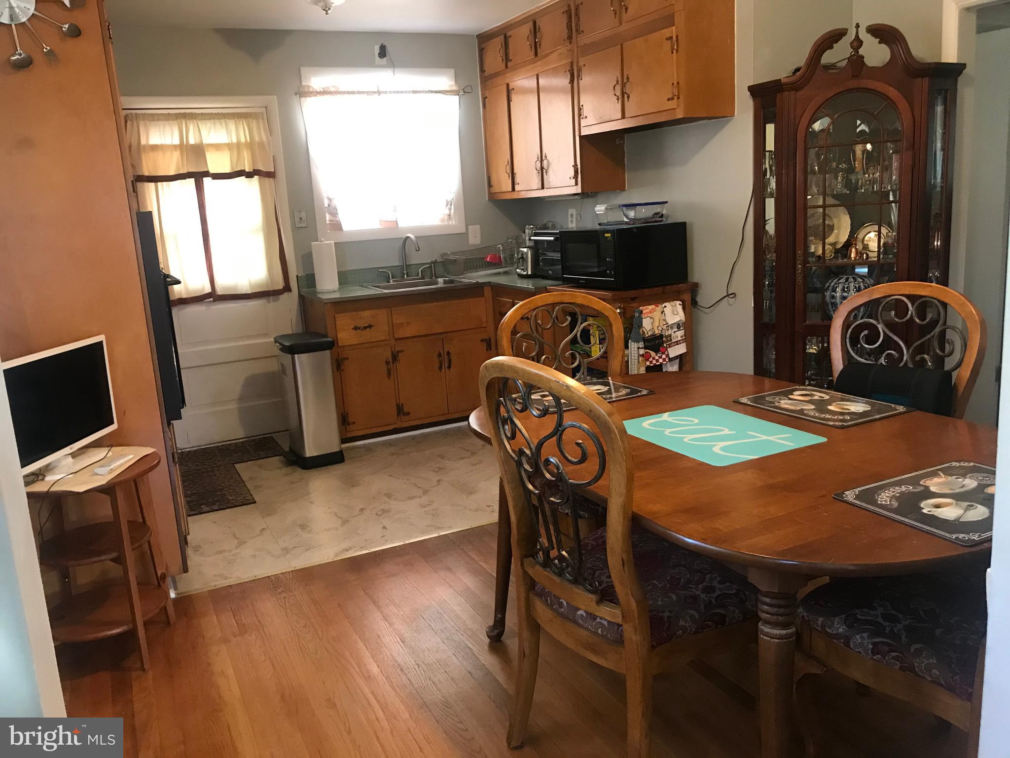 414 Irwin Street Silver Spring, MD 20901 - Photo 11 of 23