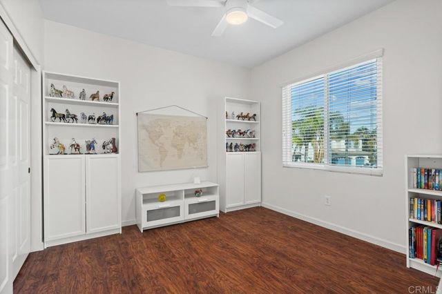 a view of a garden with plants