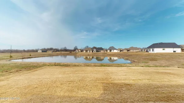 $465,900 | 74 Cobblestone Crossing, Dyersburg, TN 38024