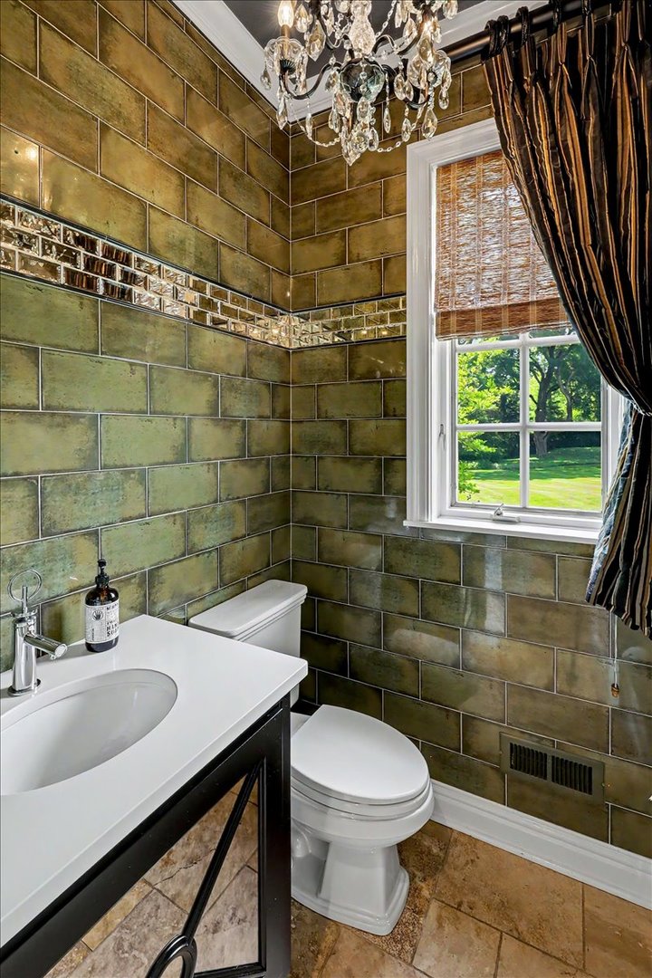 25W451 Plamondon Road Wheaton, IL 60189 - Photo 31 of 66