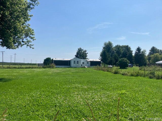 2165 Stilson Road Croswell, MI 48422 - Photo 9 of 27