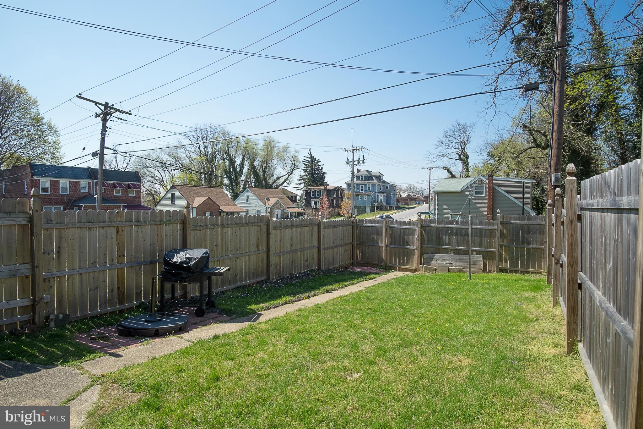 702 Wicklow Road Baltimore, MD 21229 - Photo 21 of 25 Exterior (Rear)