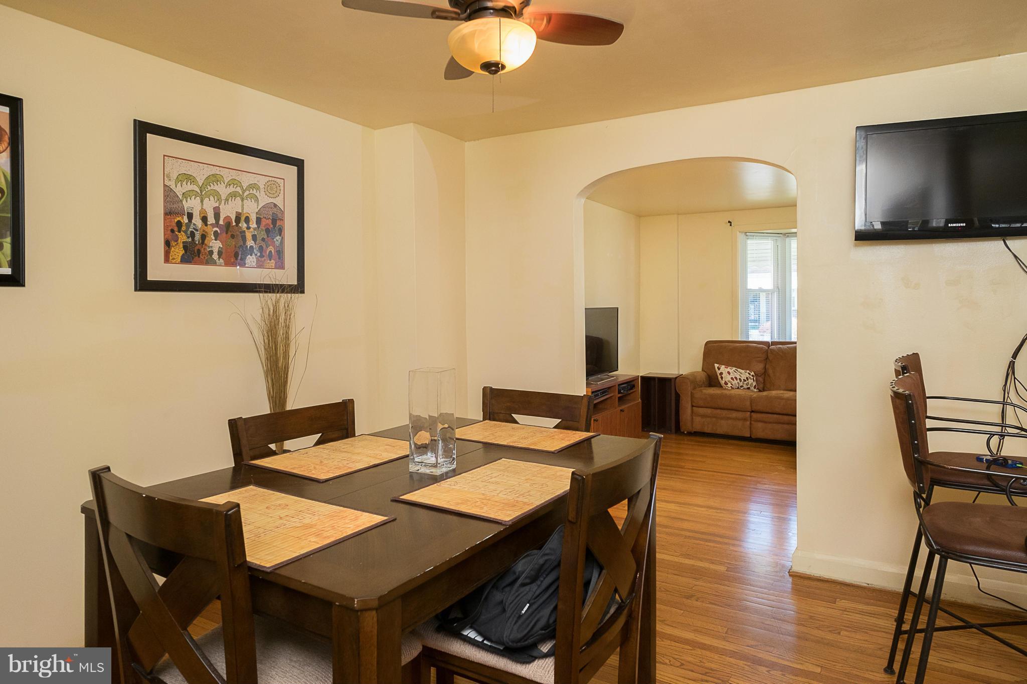 702 Wicklow Road Baltimore, MD 21229 - Photo 7 of 25 Dining Room