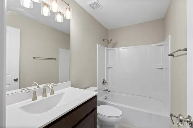 $311,900 | 2 Maple Expanded At Deer Meadows, Sullivan, MO 63080