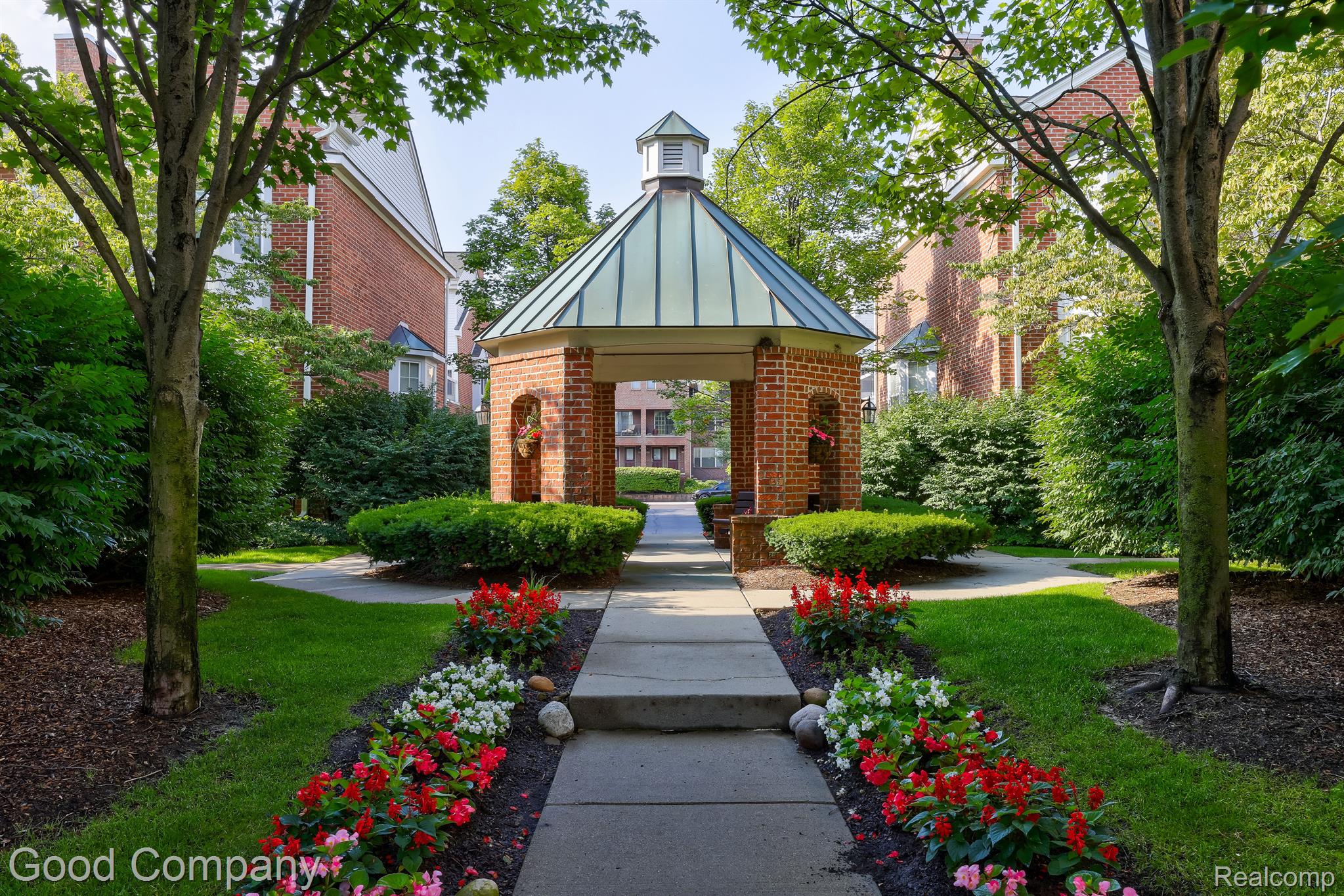 159 Georgetown Square North Royal Oak, MI 48067 - Photo 38 of 41