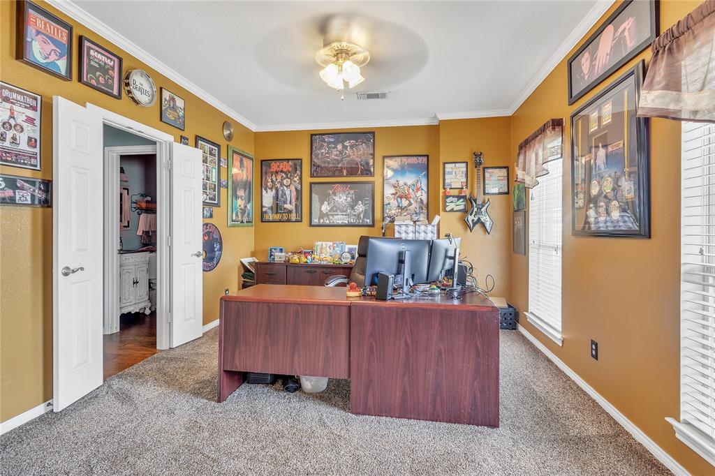 47 Preakness Place Road Van Alstyne, TX 75495 - Photo 11 of 24 First room on the right when entering the home