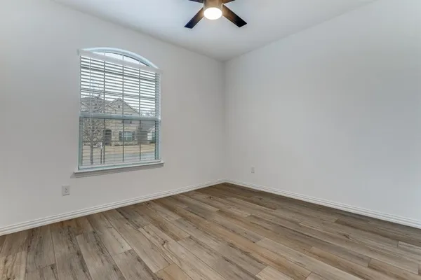 $2,500 | 7936 Lindheimer Lane, McKinney, TX 75071