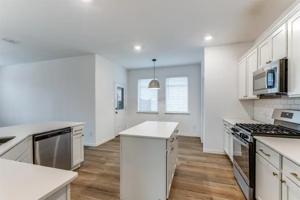 $2,500 | 7936 Lindheimer Lane, McKinney, TX 75071