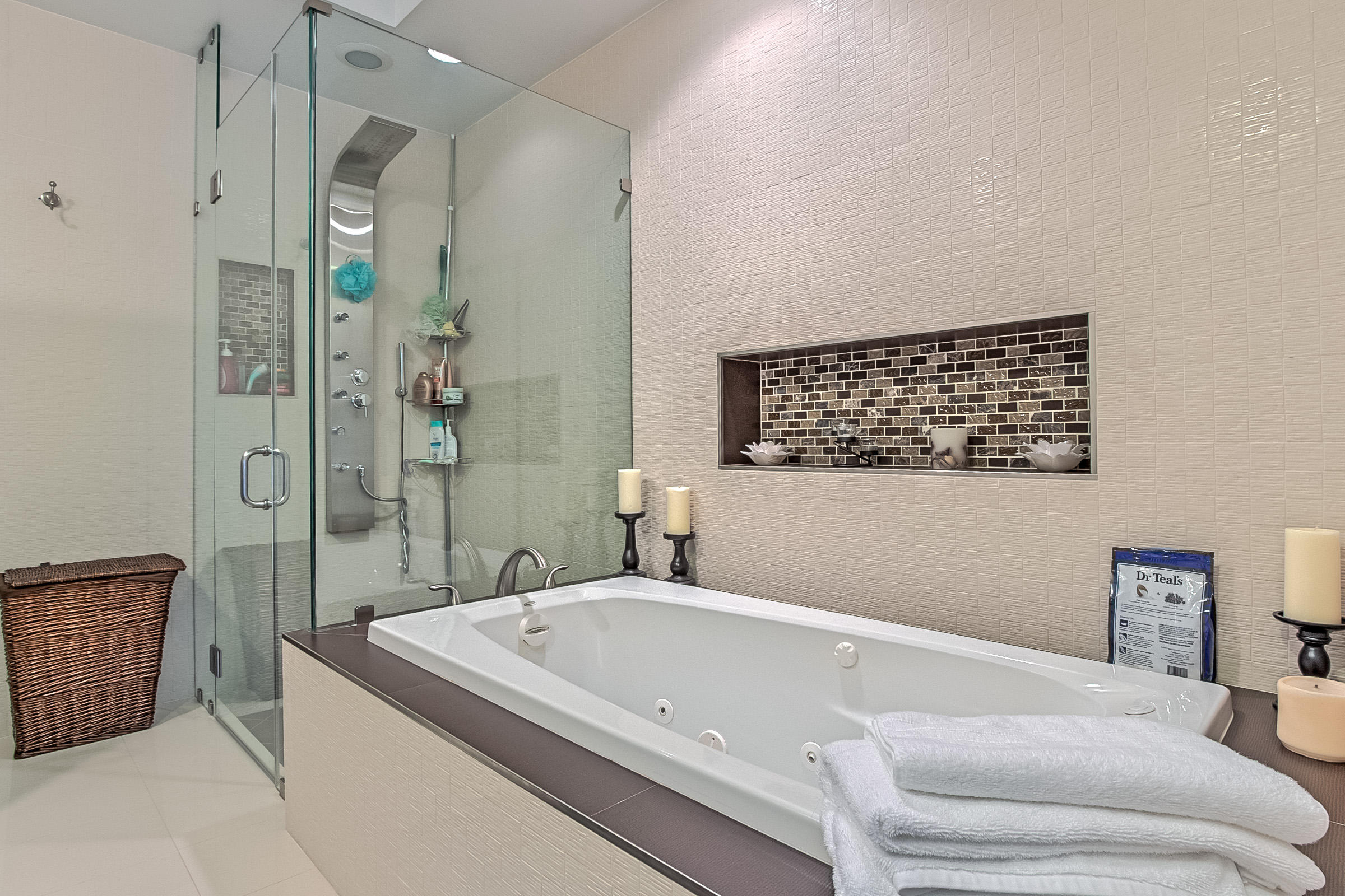 2081 Northwest 52nd Street Boca Raton, FL 33496 - Photo 28 of 43 camargo-25